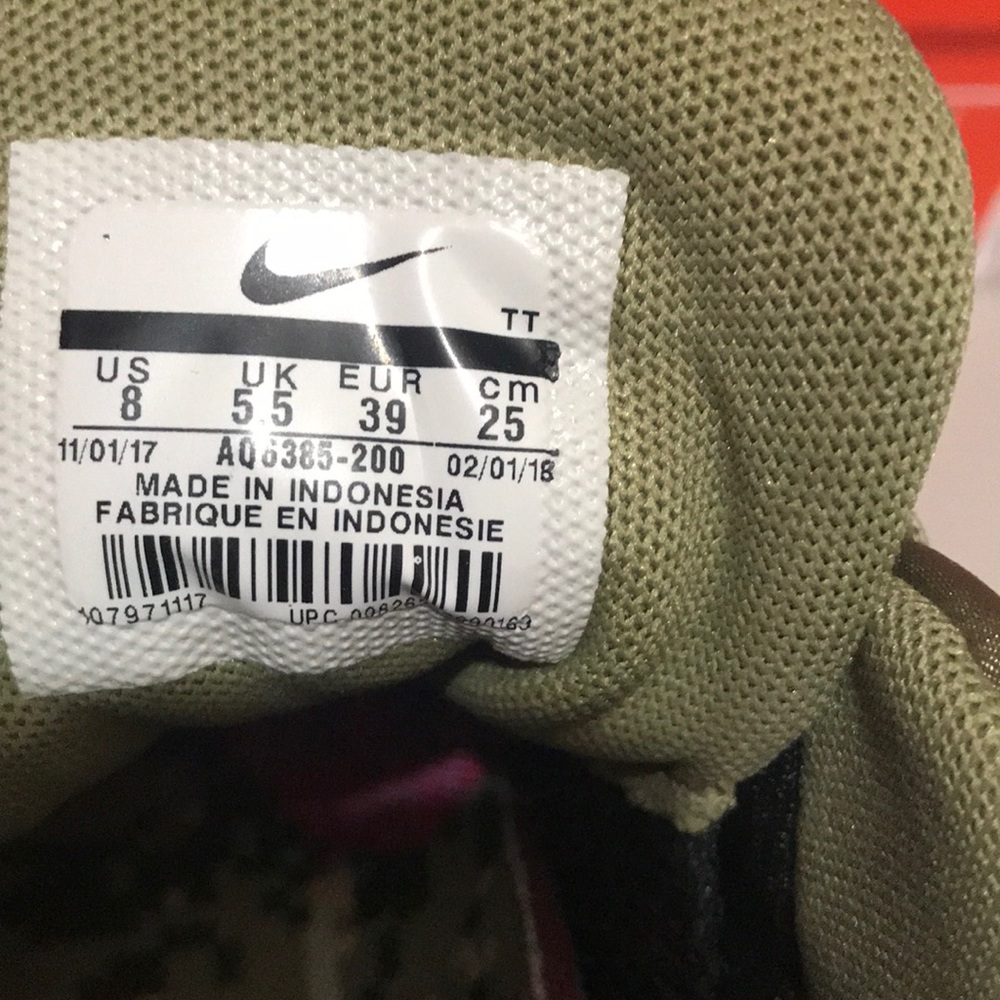 NWT Nike Air Max 95 Neutral Olive W AUTHENTIC - Picture 8 of 8